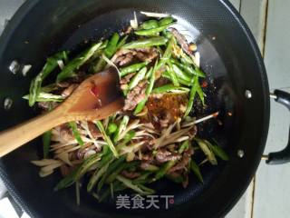 仔姜牛肉的做法步骤：5
