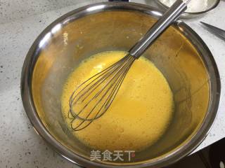 11寸方形戚风的做法步骤：5
