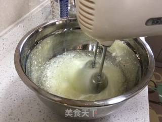 11寸方形戚风的做法步骤：9
