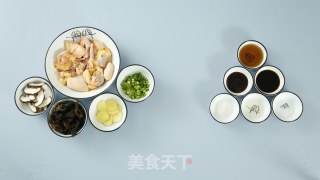 西屋特约之香菇蒸鸡的做法步骤：1