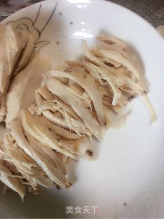 麻辣鸡丝的做法步骤：2