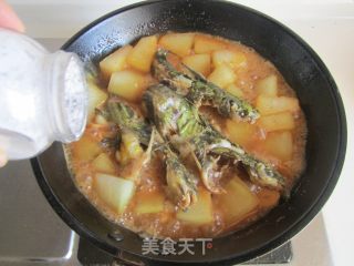黄骨鱼炖冬瓜的做法步骤：8