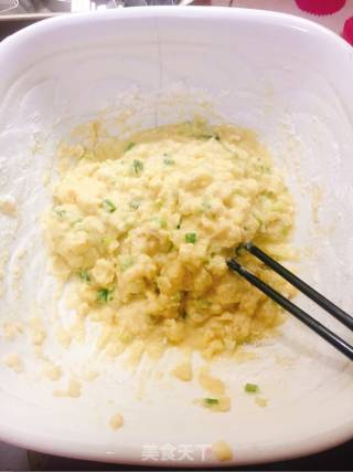土豆泥虾饼的做法步骤：5