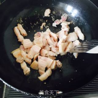 土豆烧肉的做法步骤：2