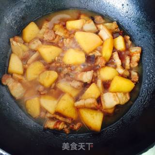 土豆烧肉的做法步骤：8