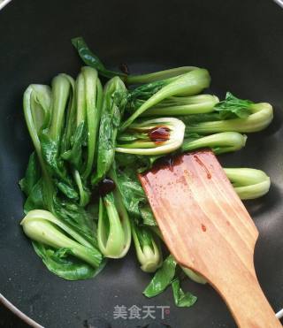 蚝油香菇青菜的做法步骤：2