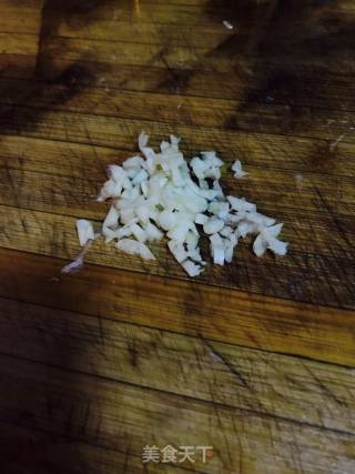 清炒西兰花的做法步骤：3