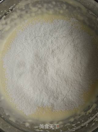 全蛋纸杯蛋糕的做法步骤：4