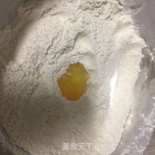 麻花状油条的做法步骤：5