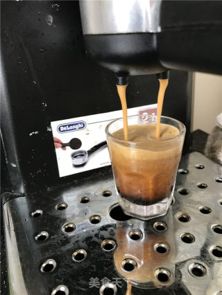 日式抹茶咖啡的做法步骤：2