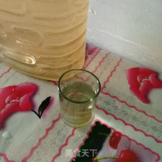 灵芝泡酒的做法步骤：3