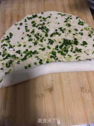 葱香饼（油锅盔）的做法步骤：10