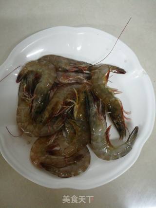 蝴蝶虾的做法步骤：1