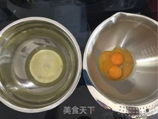 Fluff棉花糖之哆啦A梦彩绘蛋糕卷的做法步骤：7