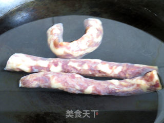 藕带炒香肠的做法步骤：2