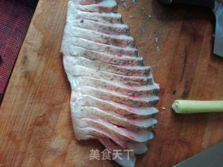 【开屏鲳鱼】的做法步骤：3