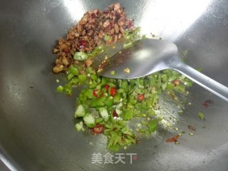 双椒肉酱香土豆粉的做法步骤：7