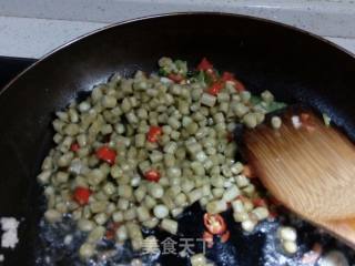 酸豆角炒肉末的做法步骤：8
