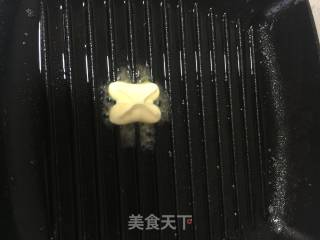 沙朗谷饲牛排的做法步骤：2