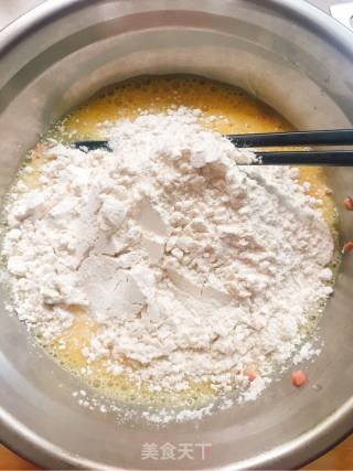香肠鸡蛋饼的做法步骤：3