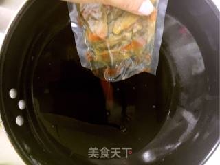 泡椒凤爪的做法步骤：4