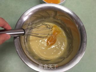 红丝绒旋风蛋糕卷的做法步骤：6