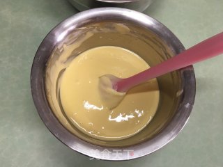 红丝绒旋风蛋糕卷的做法步骤：10