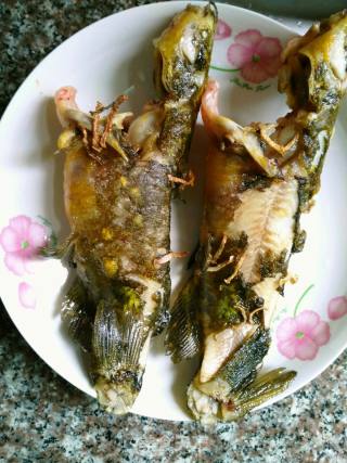 干锅黄骨鱼????的做法步骤：3