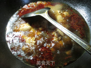 腐竹黄豆芽煮鸡翅根的做法步骤：6
