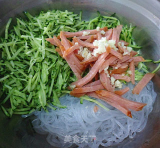 粉丝拌黄瓜的做法步骤：5