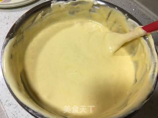 六寸圆形戚风蛋糕的做法步骤：11