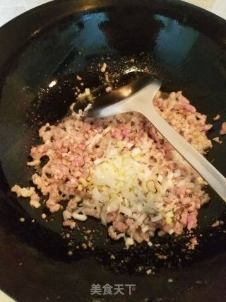 五彩香菇肉酱面的做法步骤：4