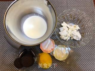 清爽夏日《柠檬奥利奥芝士蛋糕》的做法步骤：1