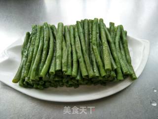 花生酱蒜泥豆角的做法步骤：4