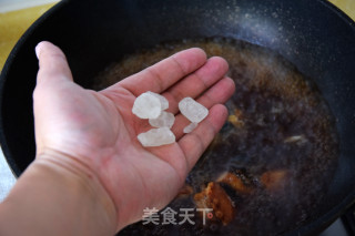 老黄瓜烧河豚鲞的做法步骤：8