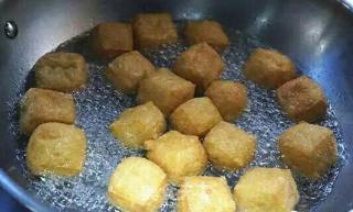 肉末油豆腐的做法步骤：1