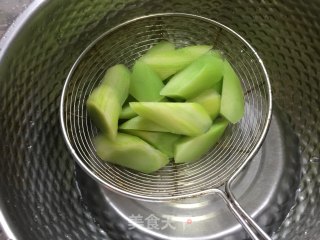 白灼芥蓝金针菇的做法步骤：5