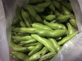 培根炒蚕豆的做法步骤：1