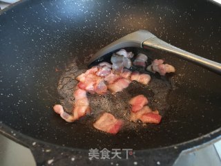 培根炒蚕豆的做法步骤：4