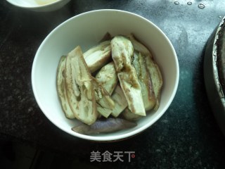 鲜红辣椒拌蒸茄子的做法步骤：10