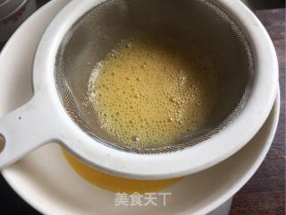 六月黄炖蛋的做法步骤：2