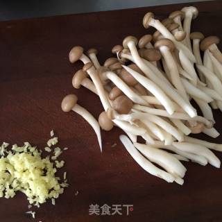 触味菇丸子汤的做法步骤：5
