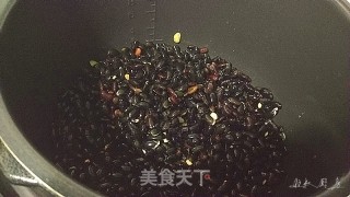 黑豆炖猪蹄的做法步骤：7
