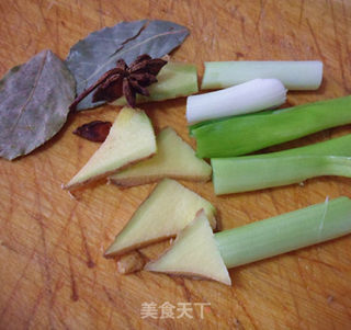 鸡翅根炖鸡蛋的做法步骤：5