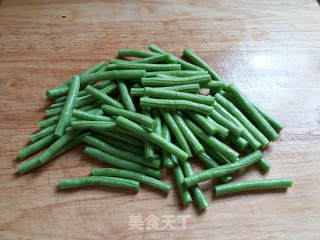 茄子豆角的做法步骤：4