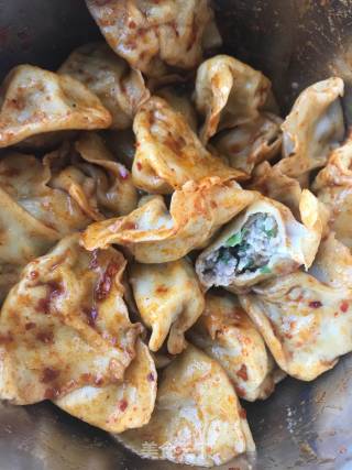 皮Q馅爽脆的莲藕大肉饺子的做法步骤：18