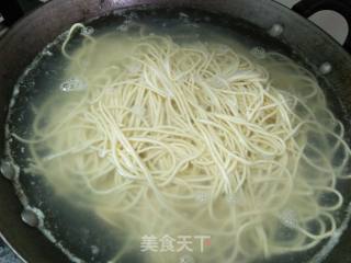 青蛤卤肉棍棍面的做法步骤：12
