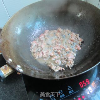 牛肉炒莴笋的做法步骤：3