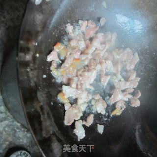鲜榨菜炒肉的做法步骤：3
