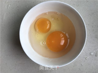 苦瓜炒土鸭蛋的做法步骤：3